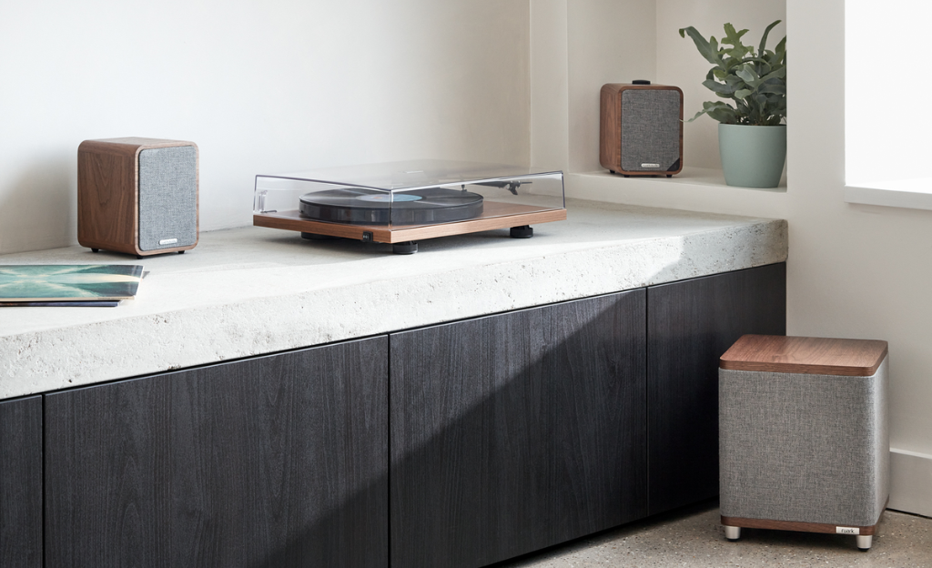 HALLNING_RUARK MR1 & RS1_LIFESTYLE_2