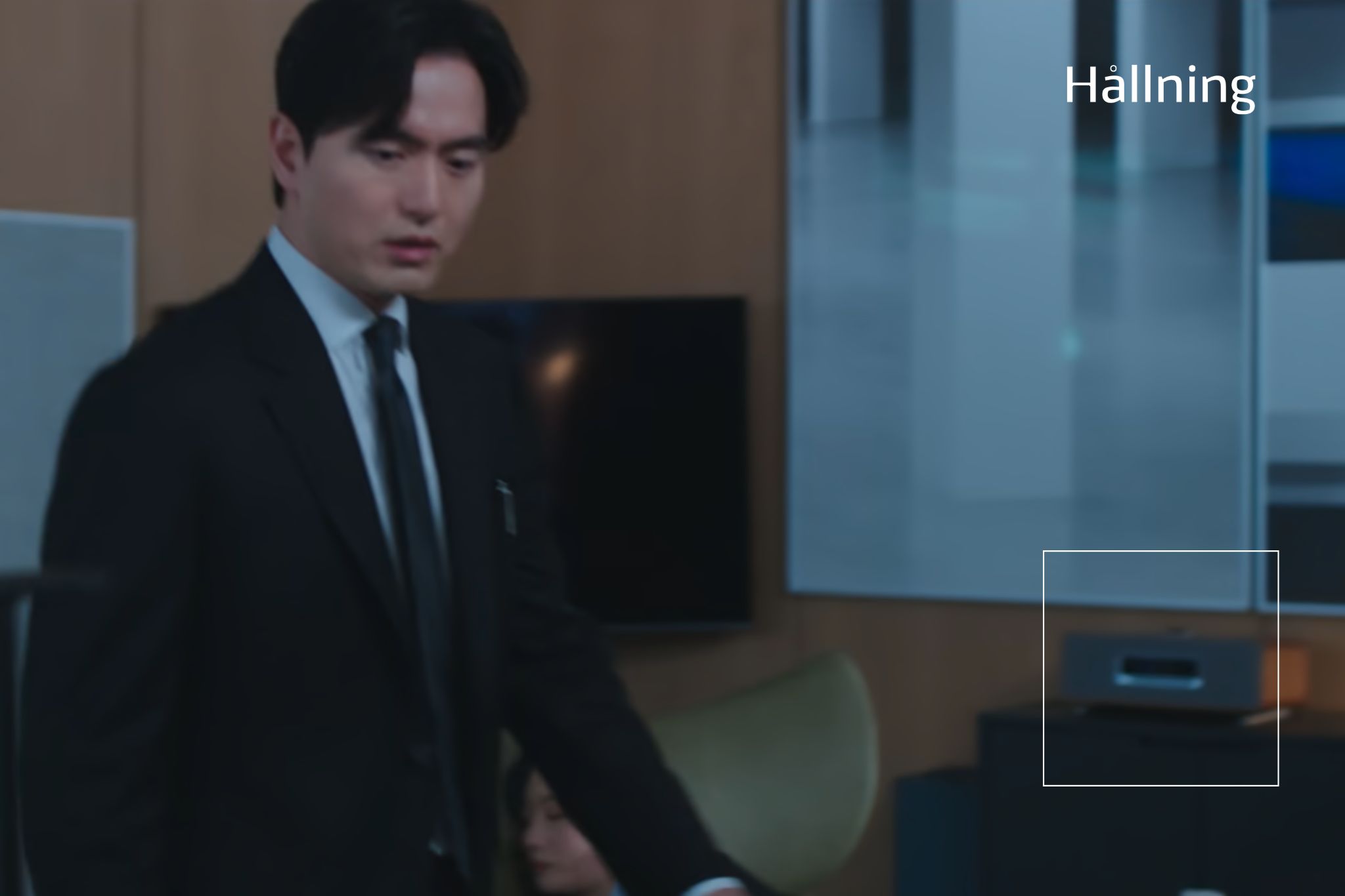 HALLNING_BEYOND THE BAR_4