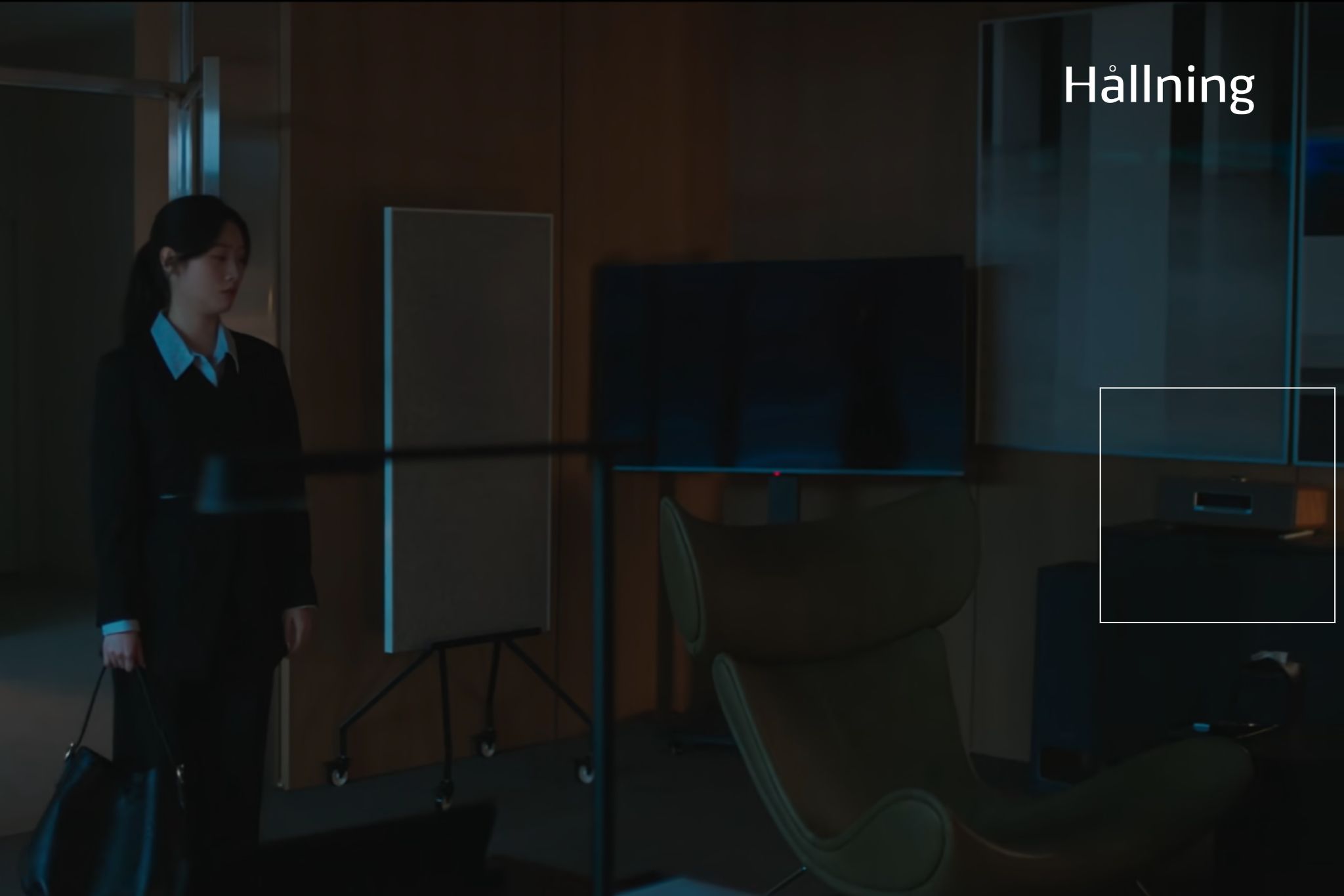 HALLNING_BEYOND THE BAR_7