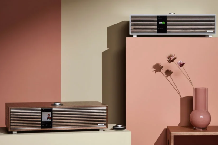 HALLNING_RUARK AUDIO R410_LIFESTYLE_DETAIL_11
