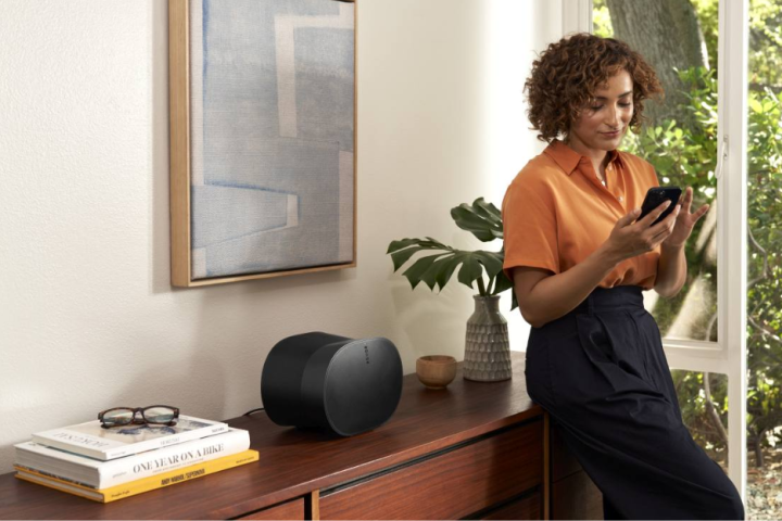 HALLNING_SONOS ERA 300_LIFESTYLE_6